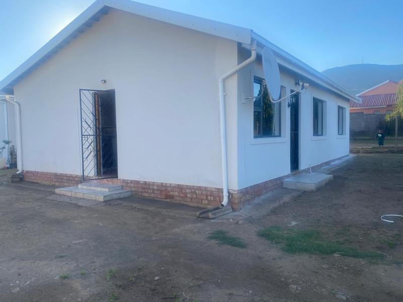 To Let 3 Bedroom Property for Rent in Madeira Park Eastern Cape